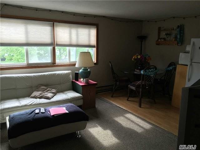 11 Norway Pine Dr - Photo 2 of 6