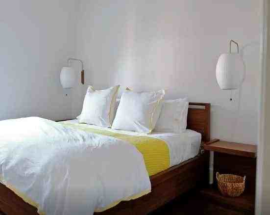 444 Monument St - Photo 2 of 4