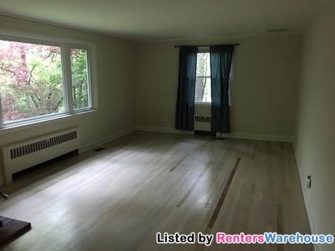 3109 Sunset Ln - Photo 3 of 10