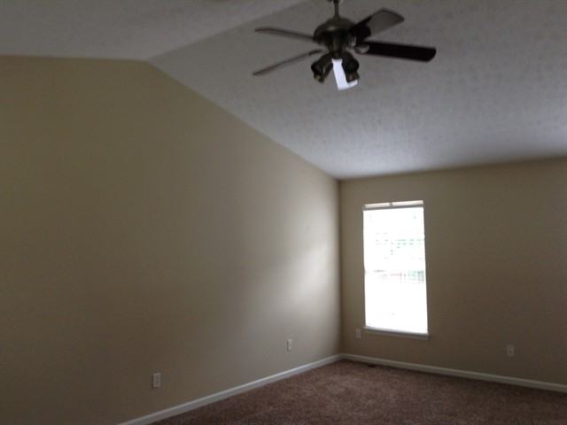 443 Indian Lake Dr - Photo 2 of 11