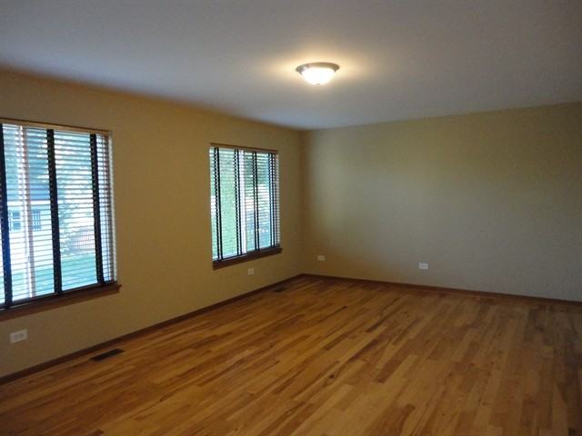 26813 S Woodbriar Ln - Photo 2 of 11