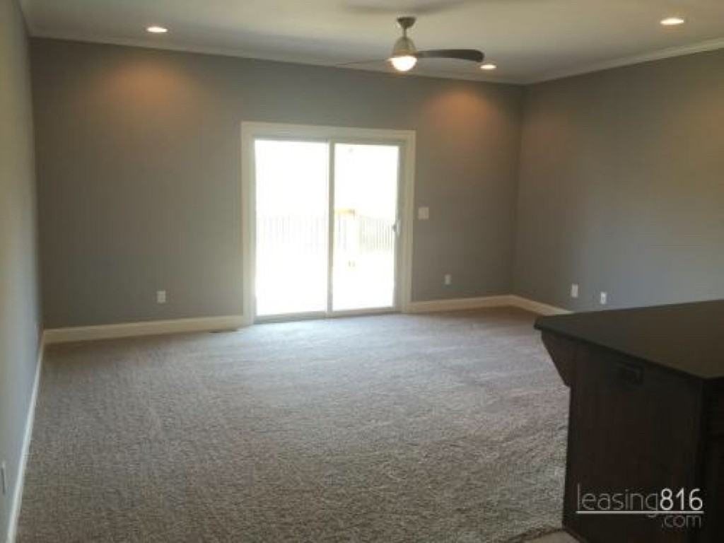 5913 North London Avenue - Photo 3 of 21