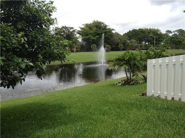 5568 American Circle - Photo 3 of 5