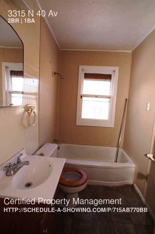 3315 N 40th Ave - Photo 3 of 15
