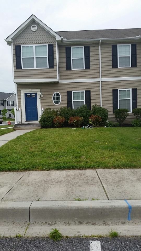 107 Bay Hill Ln - Photo 2 of 2