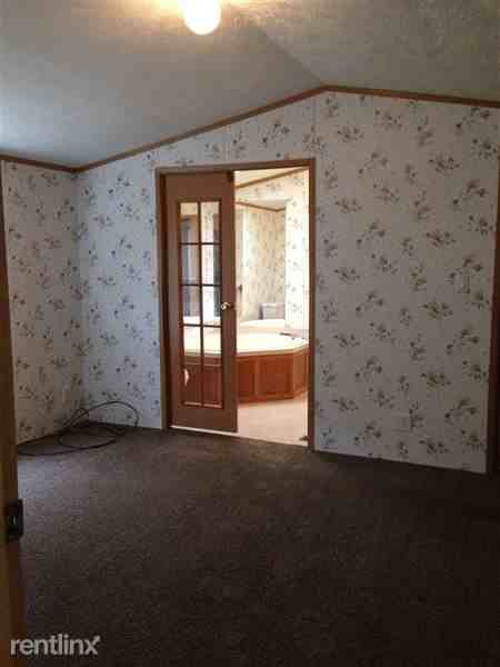 107 Rush Dr - Photo 2 of 7