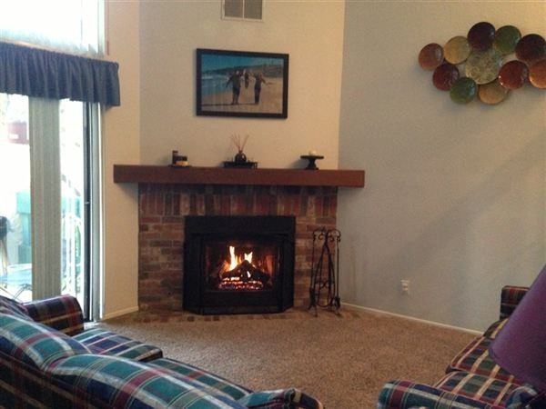 1945 Huntington Dr #E - Photo 2 of 9