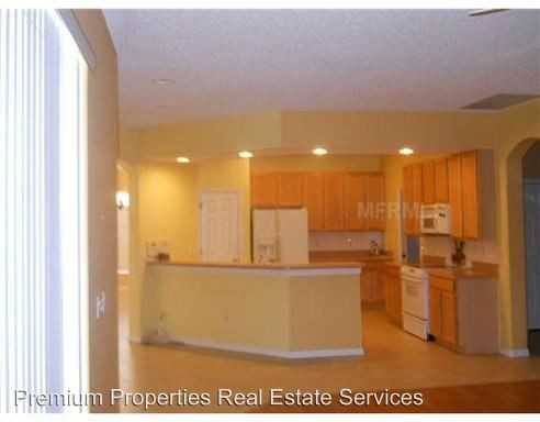 10551 Angler Ct - Photo 2 of 8