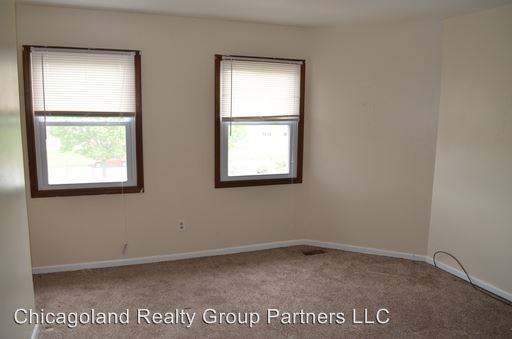 1718 N Marywood Ave - Photo 3 of 12