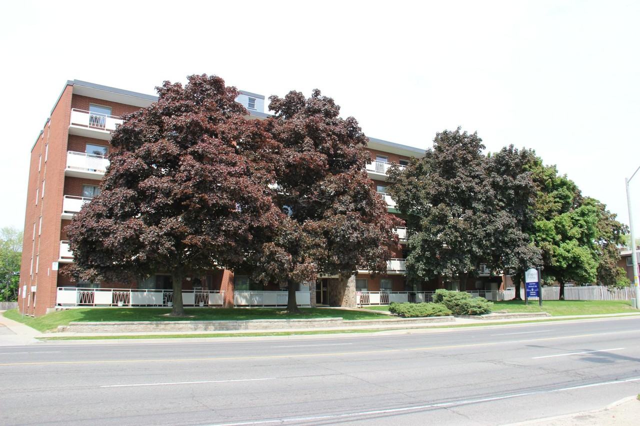 2609 King St E - Photo 2 of 5