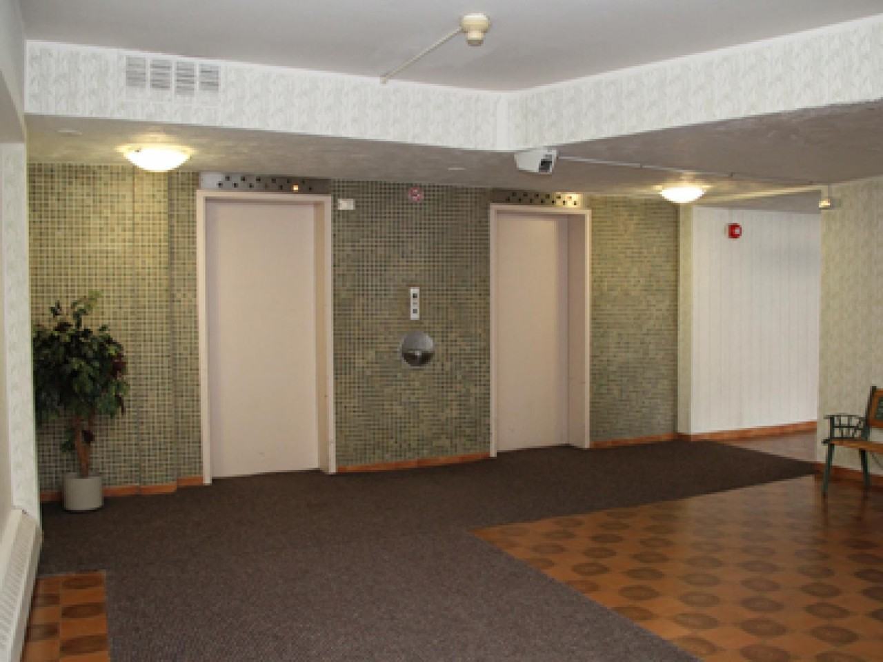 223 Jackson Street West - Photo 3 of 7