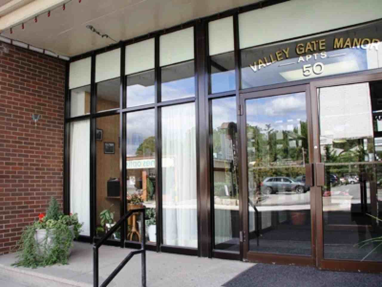 50 King St E - Photo 2 of 15