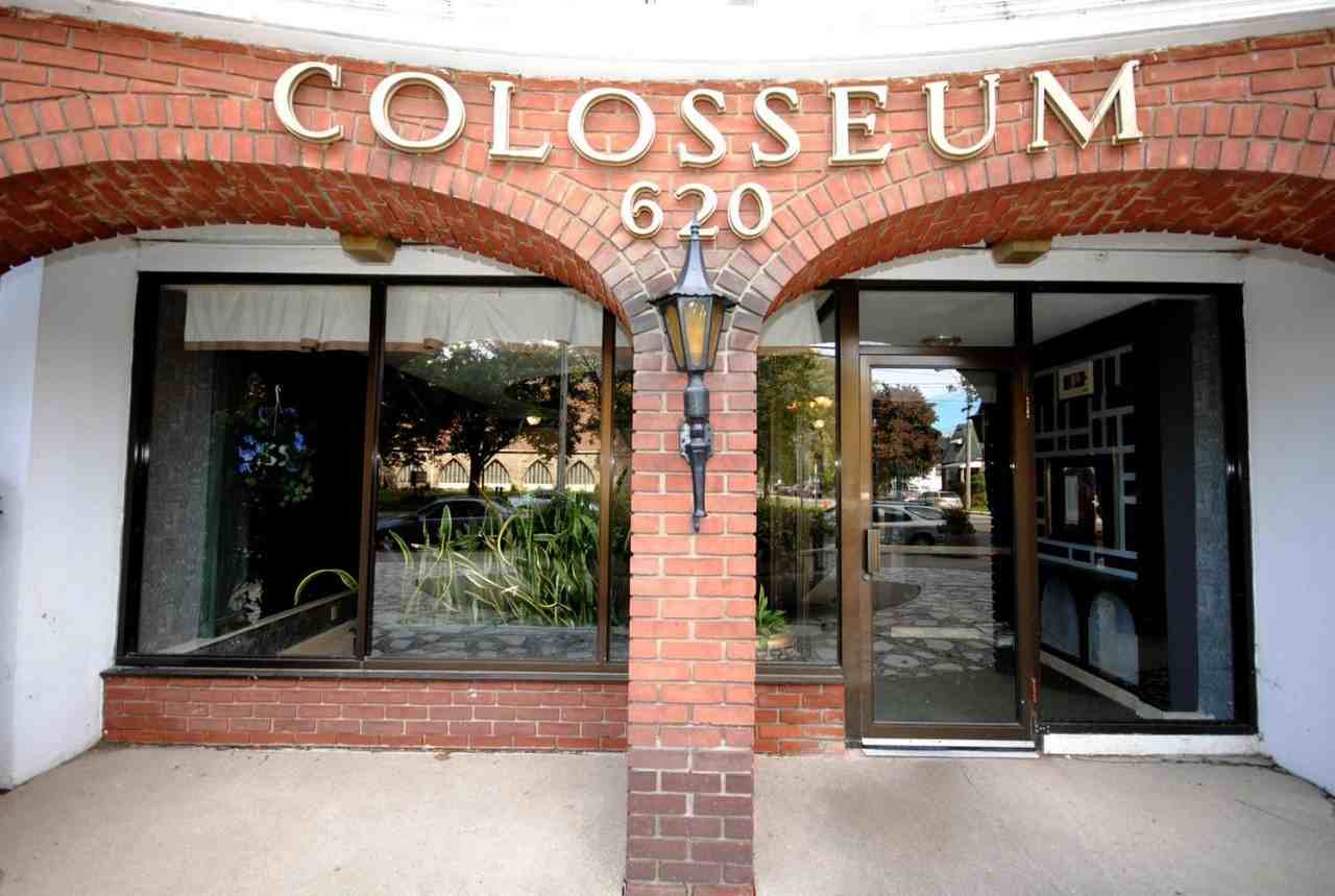 620 Concession St - Photo 3 of 4