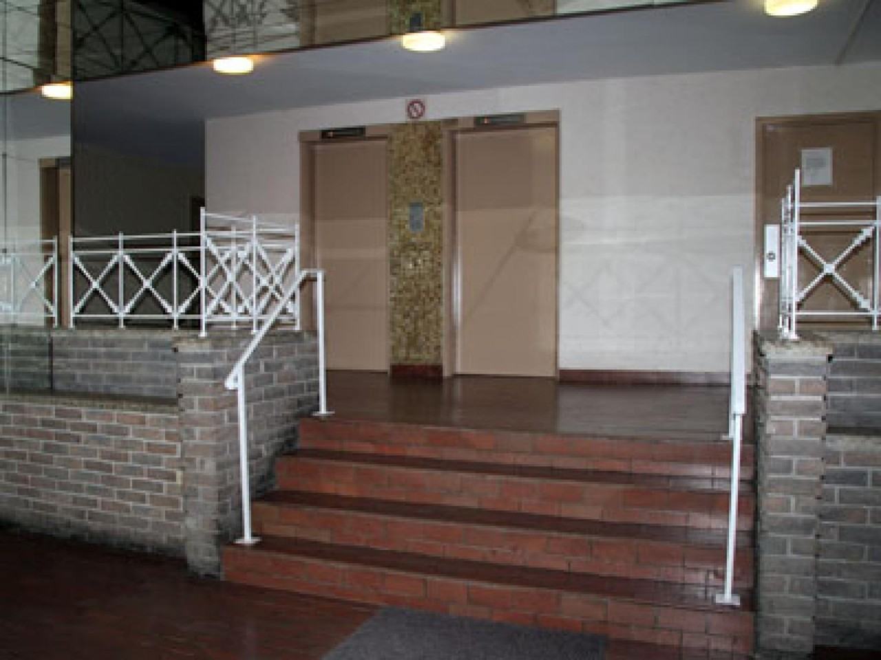 12 Mountain Ave N - Photo 3 of 14