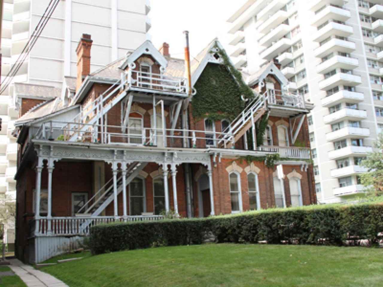 80 Duke St - Photo 3 of 3