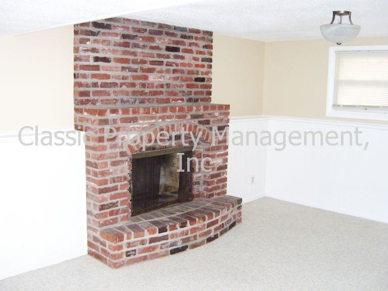 6911 NW 76th Terrace - Photo 3 of 14