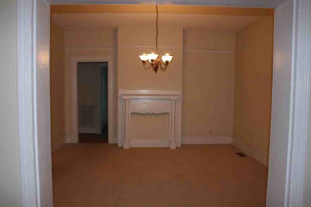 1728 N 20th St - Photo 2 of 5