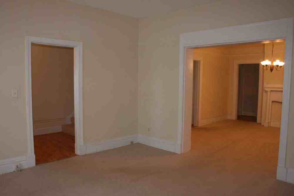 1728 N 20th St - Photo 3 of 5