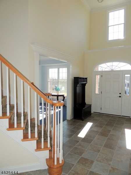 10 Sovereign Dr - Photo 2 of 23