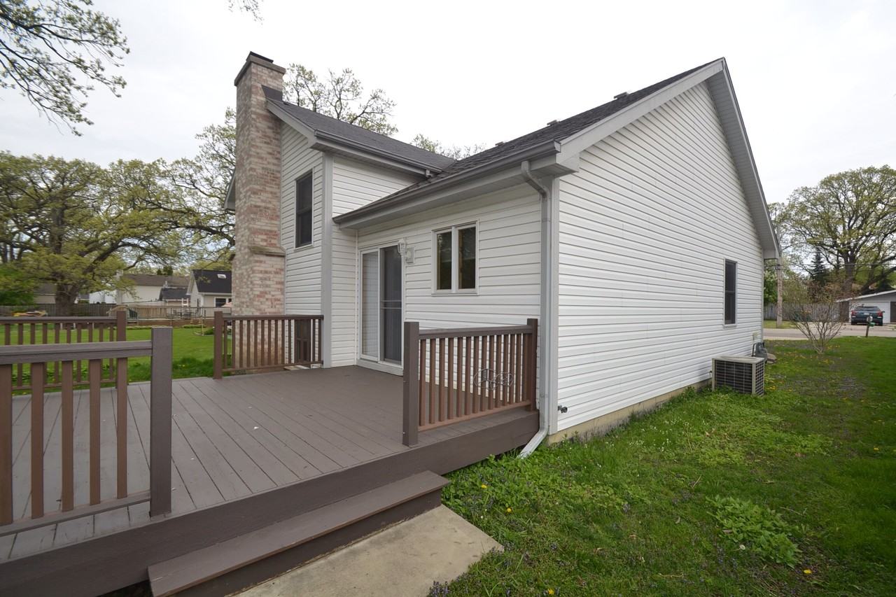 128 Oak Knoll Dr - Photo 3 of 16