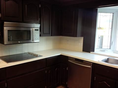 1054 Moyer Dr - Photo 3 of 7