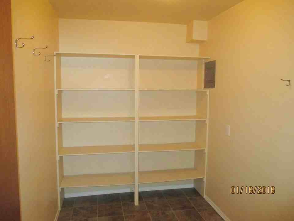 10126 104 Avenue - Photo 3 of 6