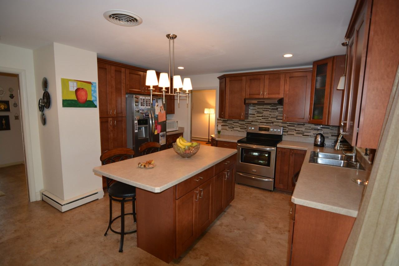 16 Friebel Rd - Photo 2 of 17