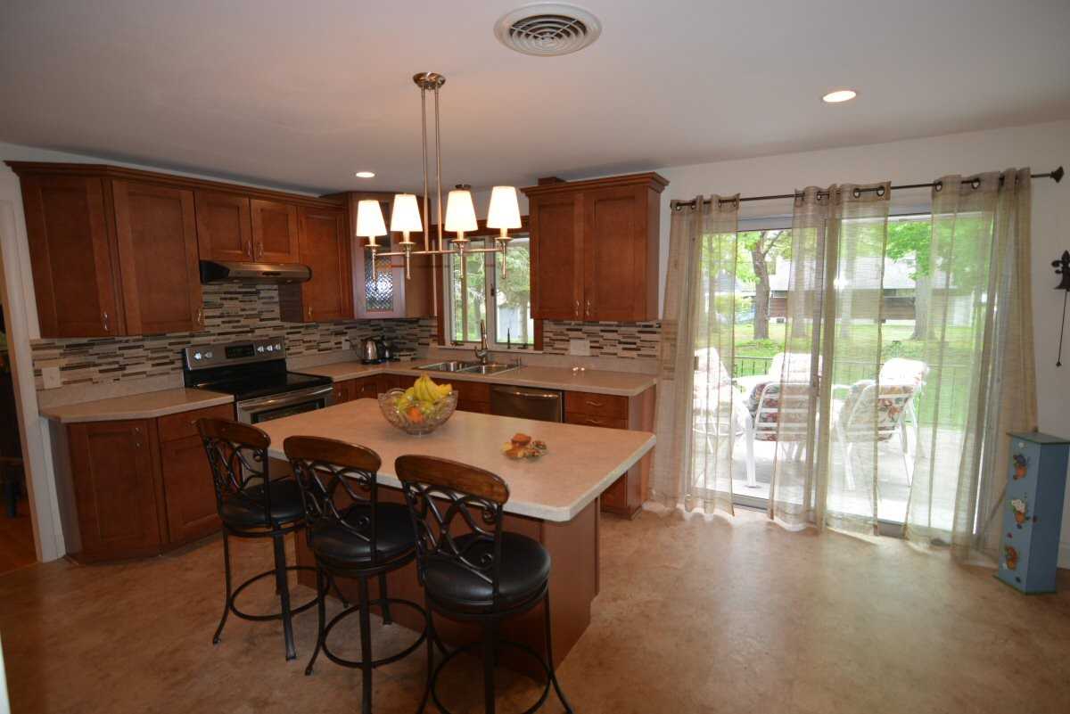 16 Friebel Rd - Photo 3 of 17