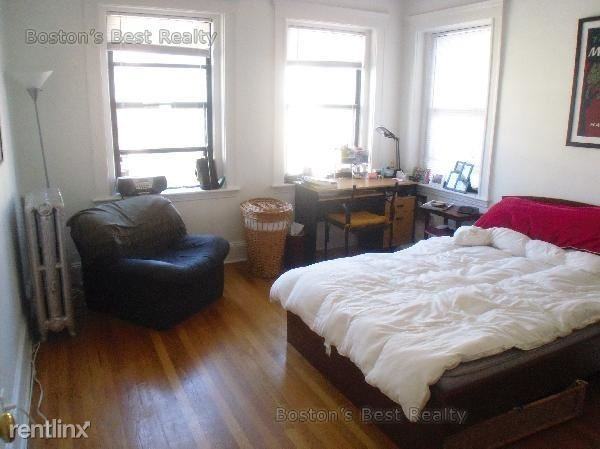 122 Park St - Photo 3 of 6