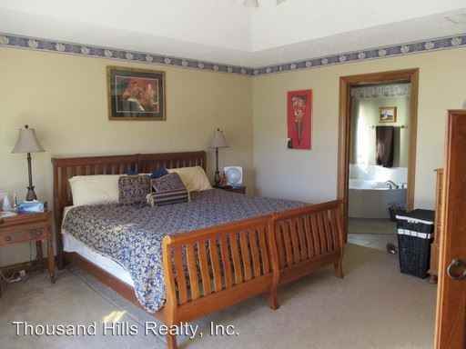 1108 Ledgestone Ln - Photo 3 of 7