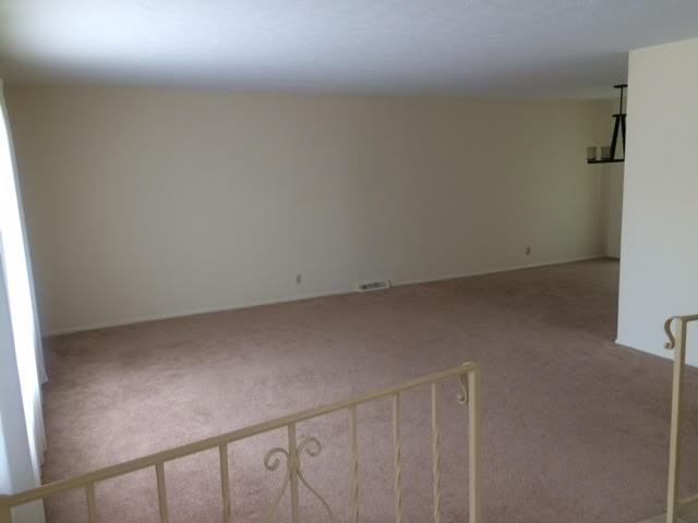 25756 Byron Dr - Photo 2 of 11