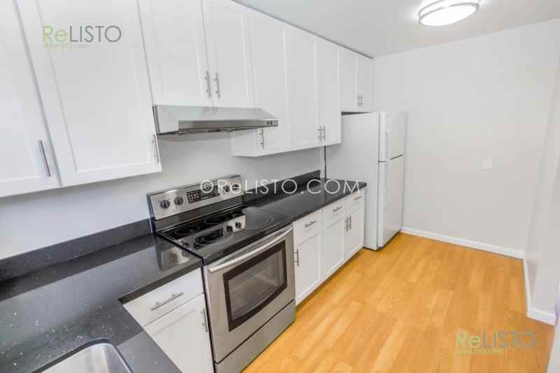 44 Central Dr - Photo 3 of 14