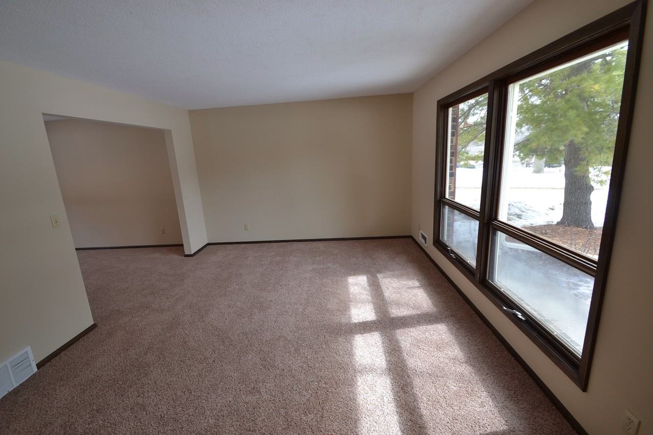 5681 128th St W - Photo 3 of 14