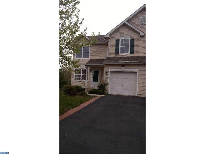 1161 Virginia Way - Photo 3 of 7