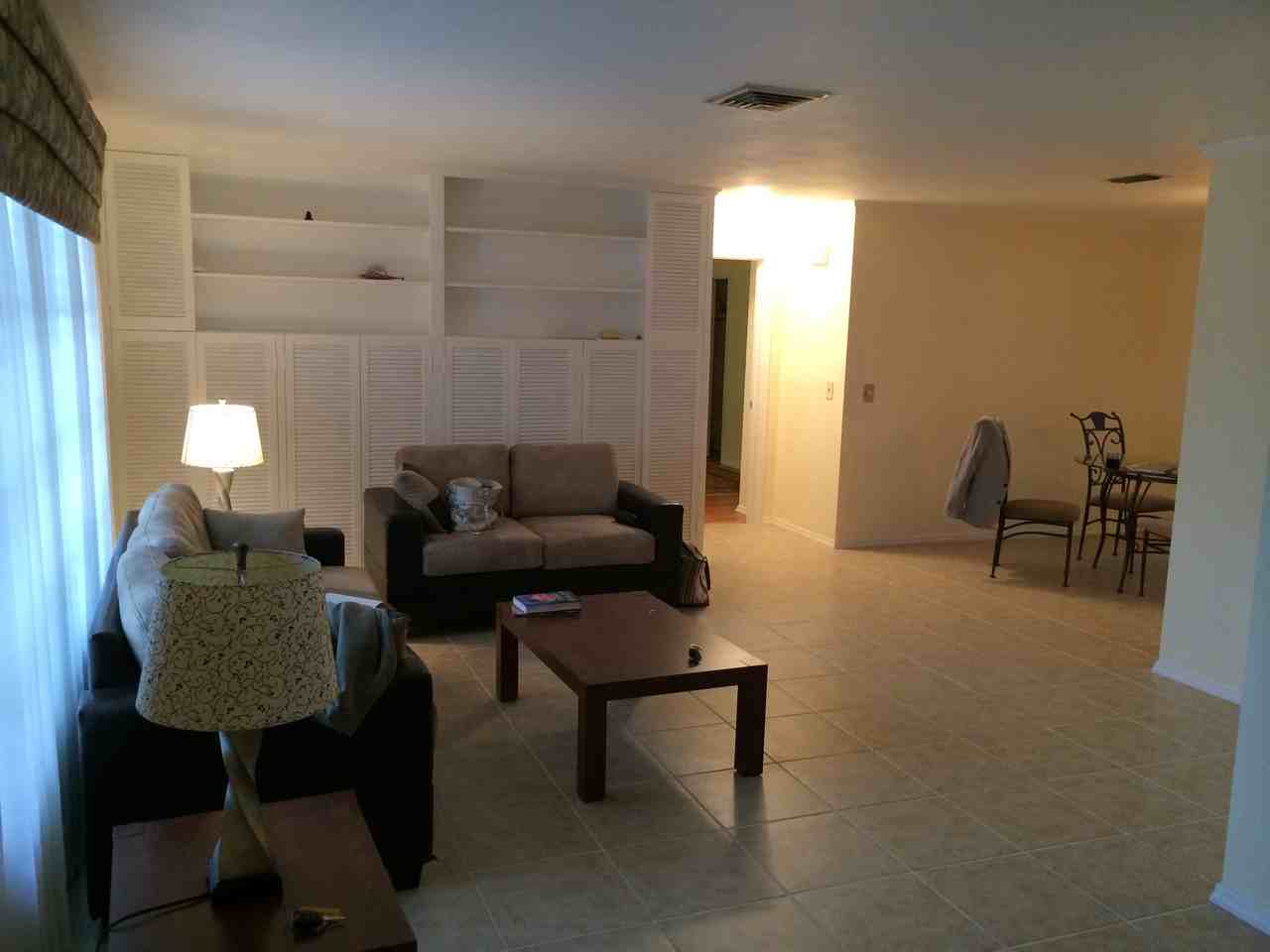 3067 Los Gatos Drive - Photo 2 of 7