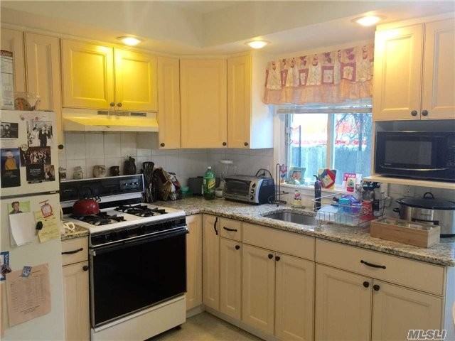 22 Eddie Ave - Photo 3 of 12