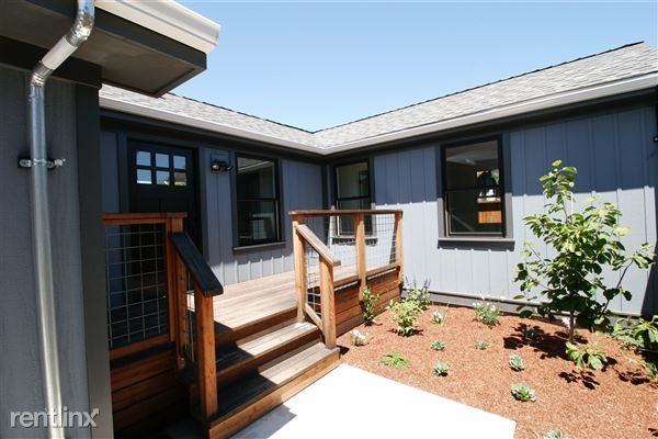 414 45th St - Photo 2 of 10