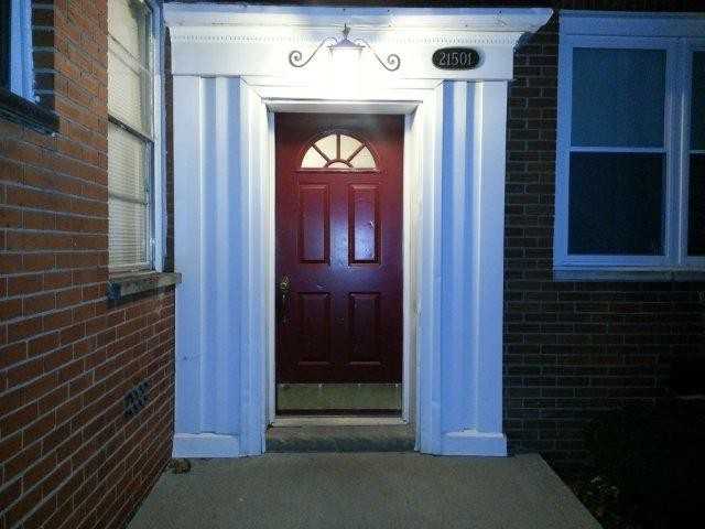 21501 Kingsville St #105 - Photo 3 of 14