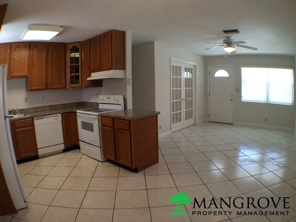727 Bunker Rd - Photo 3 of 9