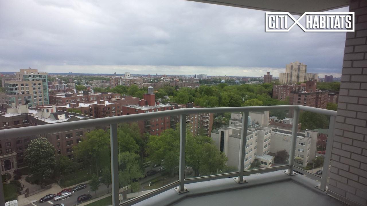 Henry Hudson Pkwy #16B