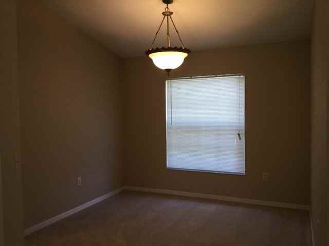 2862 Hickory Ridge Dr - Photo 2 of 16