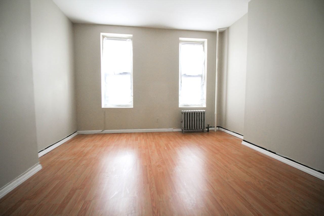 1055 Jefferson Avenue #1