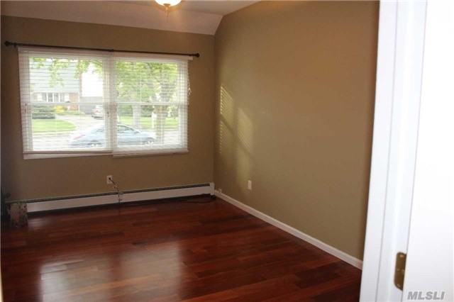 18 Longstreet Dr - Photo 3 of 8