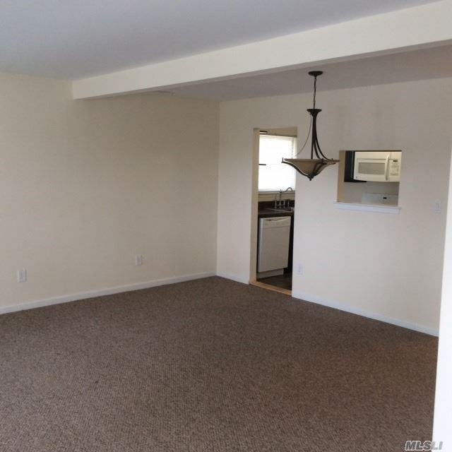 71 Rocky Point Yaphank Rd - Photo 2 of 5