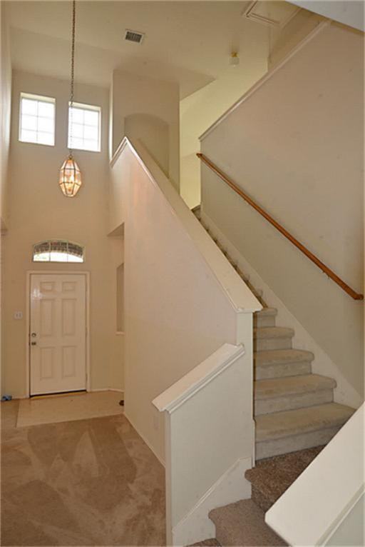 2608 Slider Ct - Photo 2 of 15
