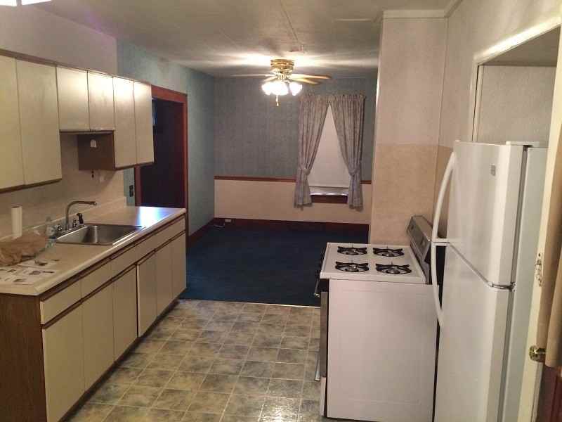 2184 Norton St - Photo 2 of 10