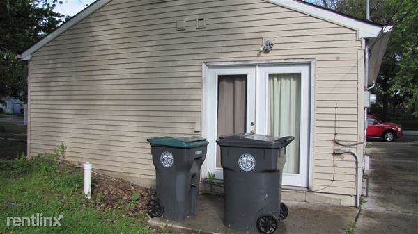 18570 Robert St - Photo 2 of 5