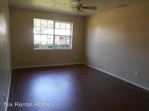 3404 NE 10th St - Photo 2 of 16