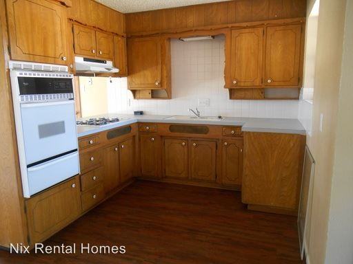 3404 NE 10th St - Photo 3 of 16