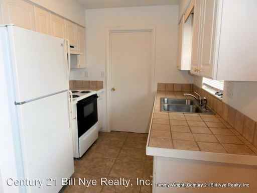 37105 Goldenrod Ct - Photo 2 of 9